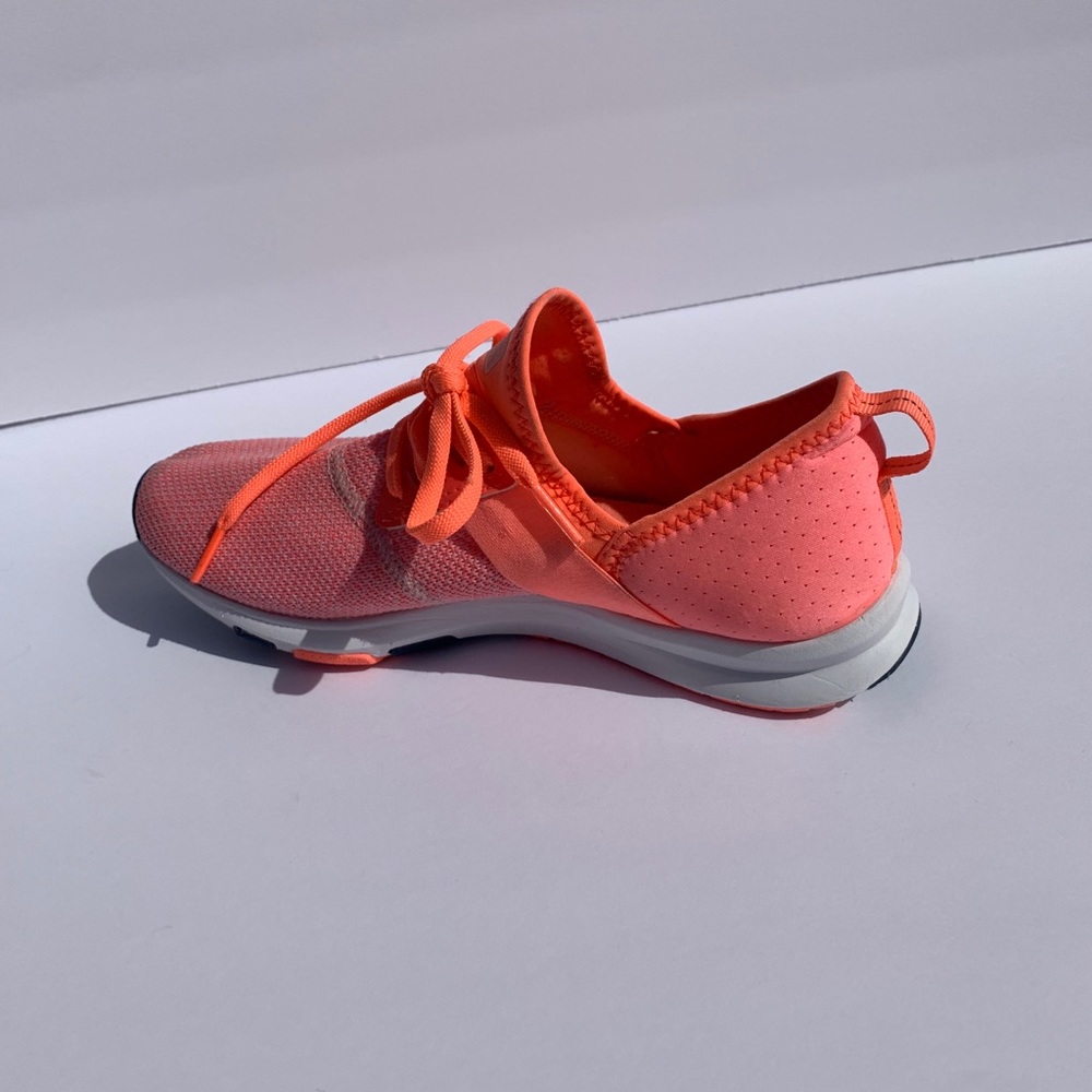 Women’s New Balance Shoes Color Orange Size 7.5